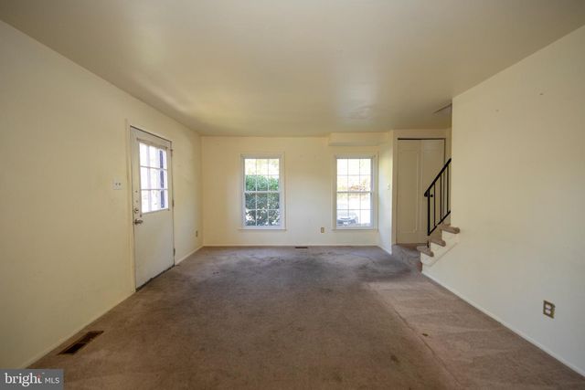 15 BURNSWAY CT #9G, Baltimore, MD 21236