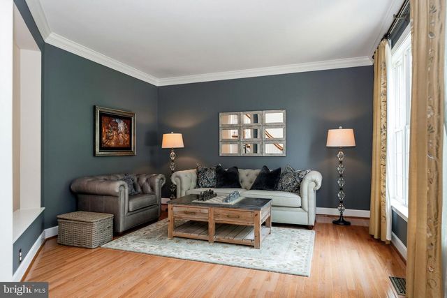 3364 LOGSTONE DR, Triangle, VA 22172