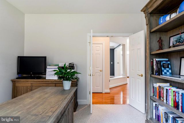 3364 LOGSTONE DR, Triangle, VA 22172