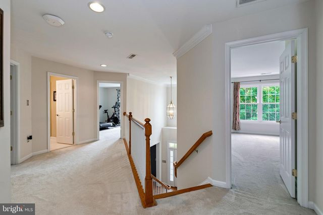 3364 LOGSTONE DR, Triangle, VA 22172