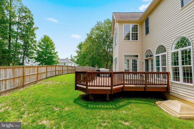 3364 LOGSTONE DR, Triangle, VA 22172