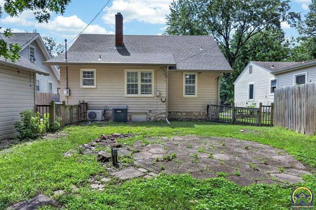 1220 SW Webster AVE, Topeka, KS 66604