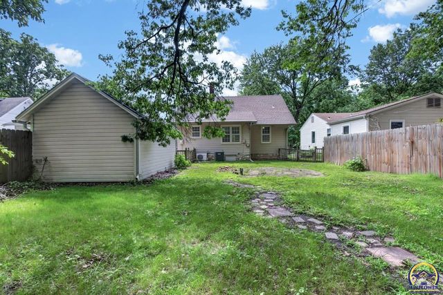 1220 SW Webster AVE, Topeka, KS 66604