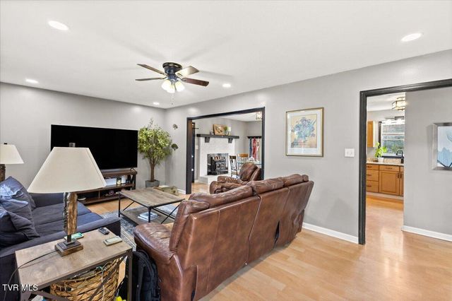 2905 Newton Street, Johnson City, TN 37604