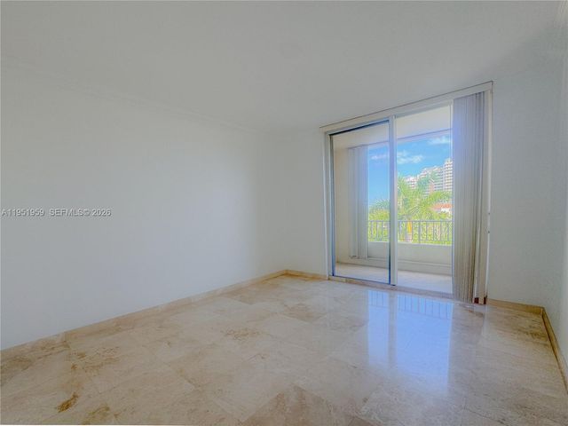 703 Crandon Blvd PH-3, Key Biscayne, FL 33149