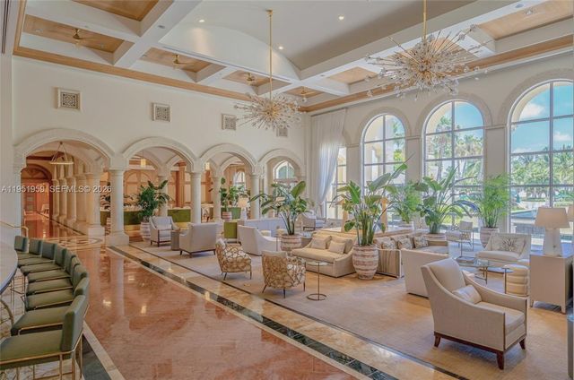 703 Crandon Blvd PH-3, Key Biscayne, FL 33149