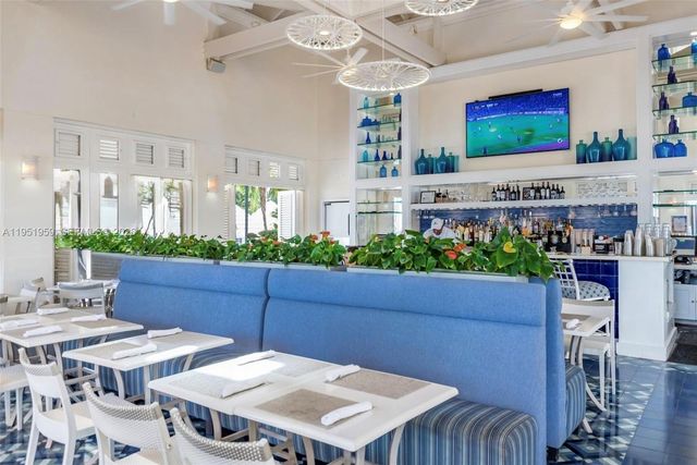 703 Crandon Blvd PH-3, Key Biscayne, FL 33149