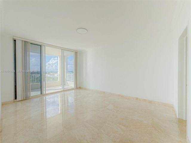 703 Crandon Blvd PH-3, Key Biscayne, FL 33149