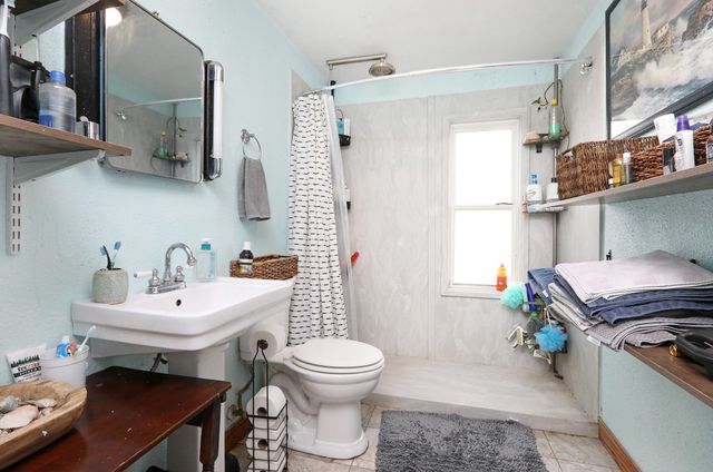 1805 Oakland Avenue, Des Moines, IA 50314