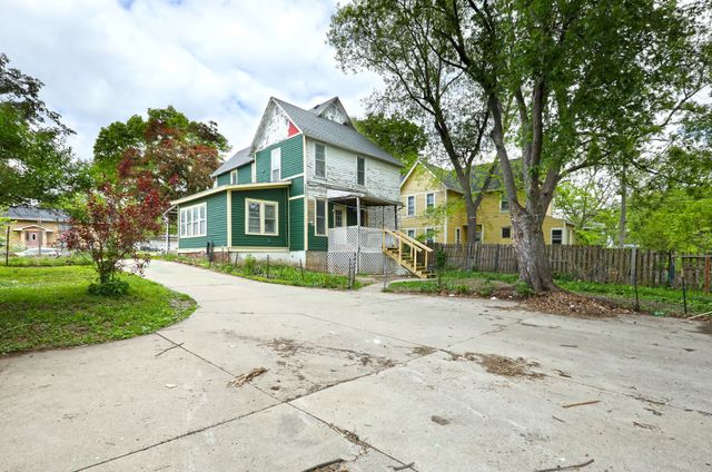 1805 Oakland Avenue, Des Moines, IA 50314