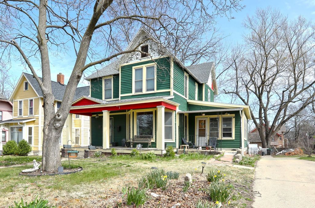 1805 Oakland Avenue, Des Moines, IA 50314