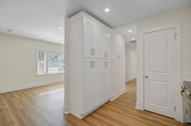 2006 Alton Street, North Charleston, SC 29406
