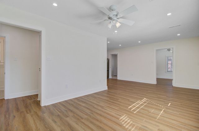 2006 Alton Street, North Charleston, SC 29406