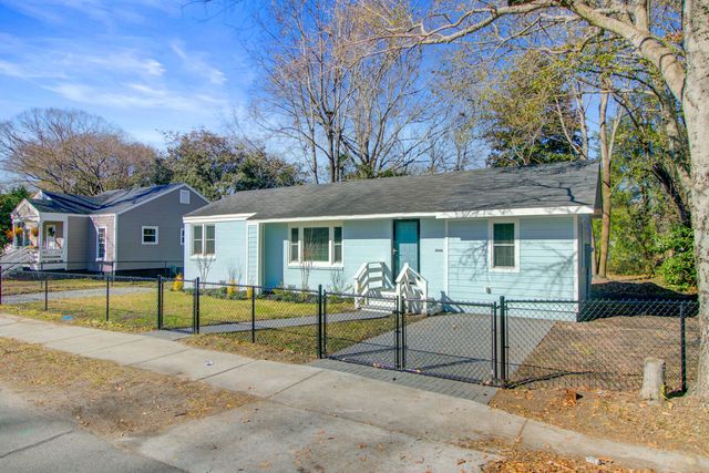 2006 Alton Street, North Charleston, SC 29406