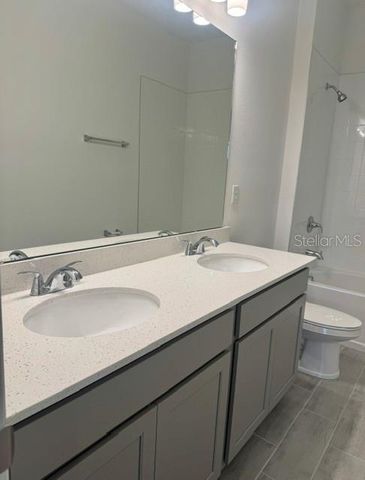 879 SHUMARD WAY, Lady Lake, FL 32159