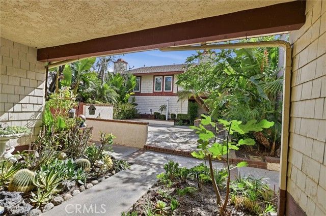 9942 Central Ave, Garden Grove, CA 92844