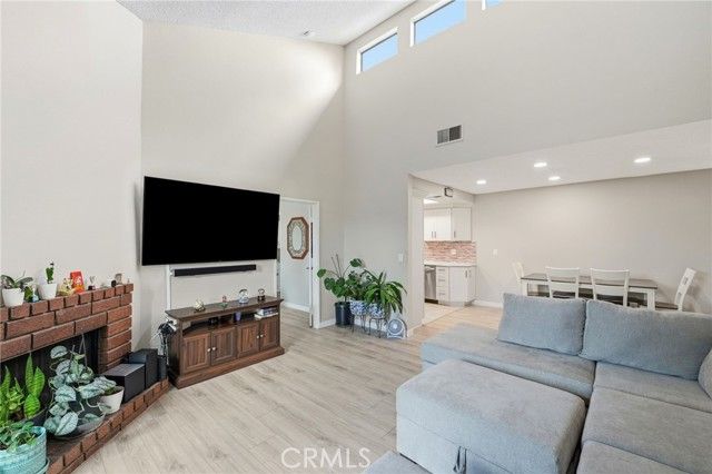 9942 Central Ave, Garden Grove, CA 92844