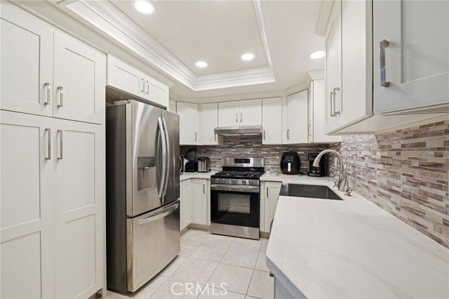 9942 Central Ave, Garden Grove, CA 92844