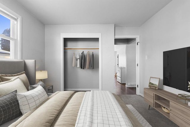 421 ABRAMS STREET, Green Bay, WI 54302