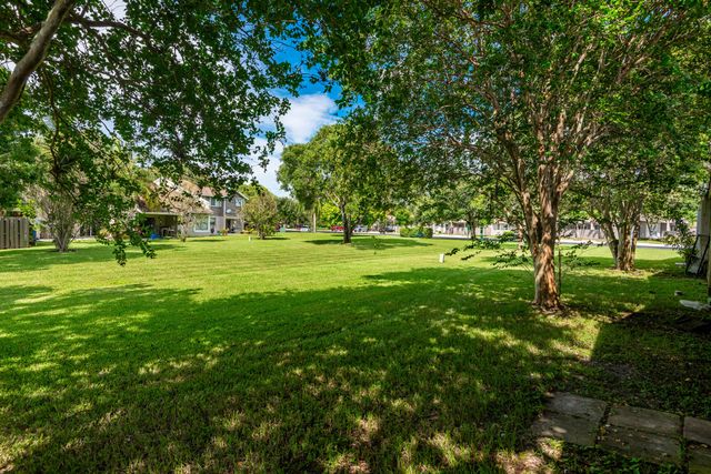 15725 Woodgate Court C, Sunrise, FL 33326