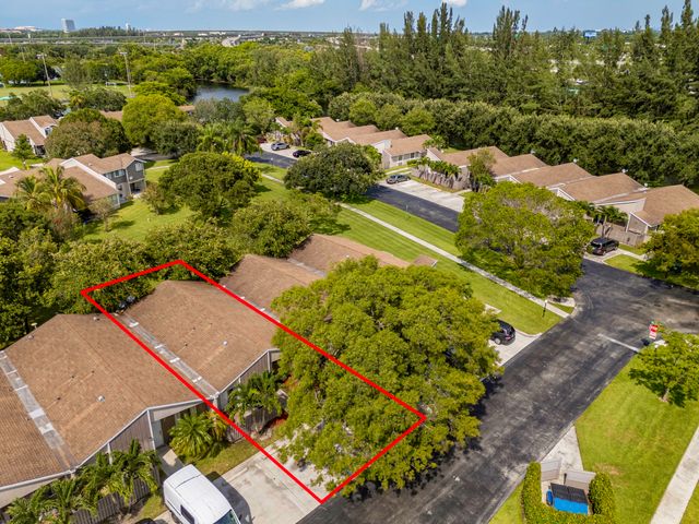 15725 Woodgate Court C, Sunrise, FL 33326