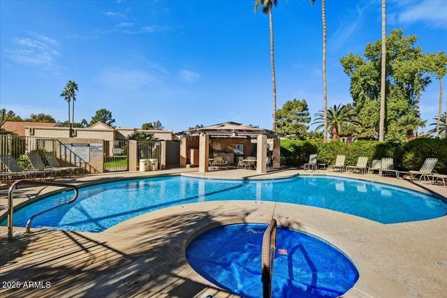 19229 N 93RD Drive, Peoria, AZ 85382