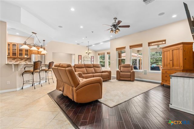 340 Sedro Trail, Georgetown, TX 78633