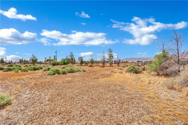 4361 Maple Road, Pahrump, NV 89048