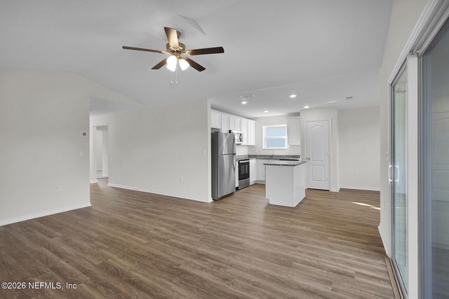 3306 MISSION OAK Place, Green Cove Springs, FL 32043