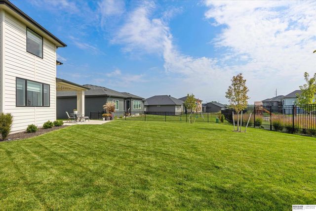 20545 Hartman Avenue, Elkhorn, NE 68022