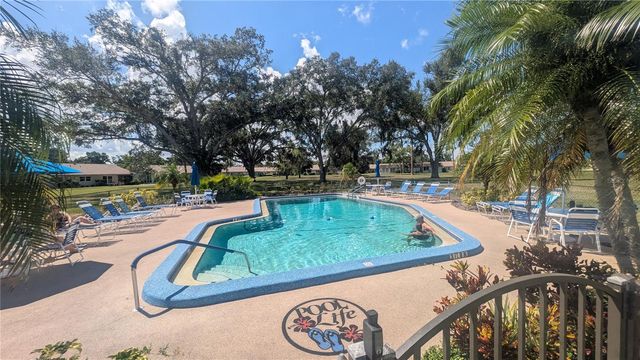 1624 WHITEHEAD DRIVE 320, Sarasota, FL 34232