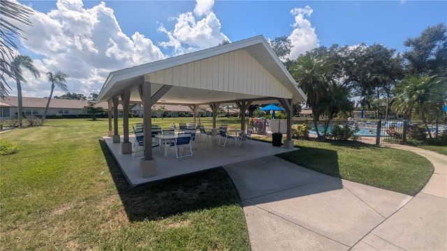 1624 WHITEHEAD DRIVE 320, Sarasota, FL 34232