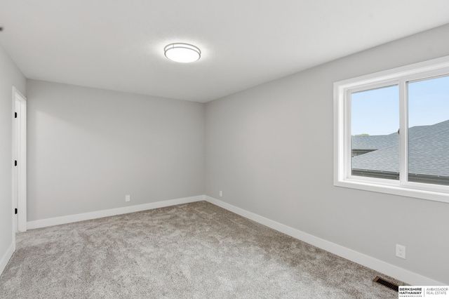 3661 S 219th Street, Omaha, NE 68022