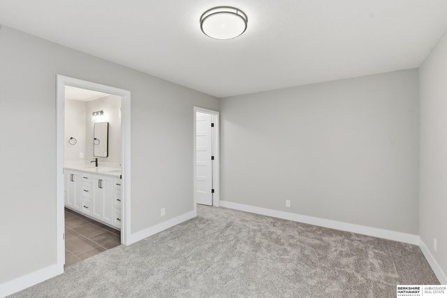 3661 S 219th Street, Omaha, NE 68022
