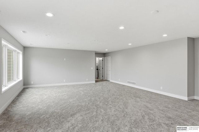 3661 S 219th Street, Omaha, NE 68022