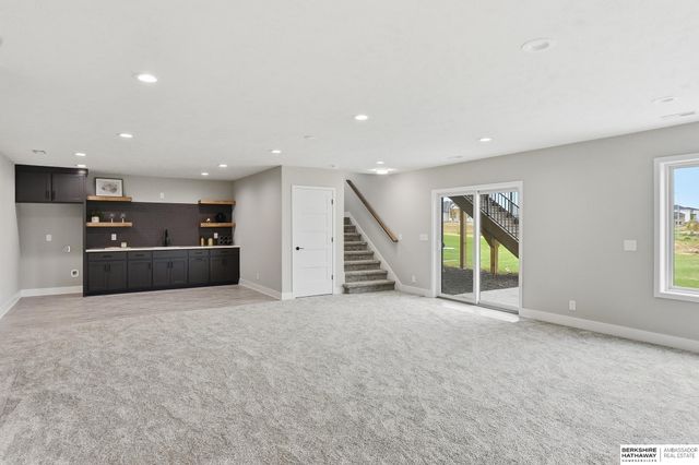 3661 S 219th Street, Omaha, NE 68022