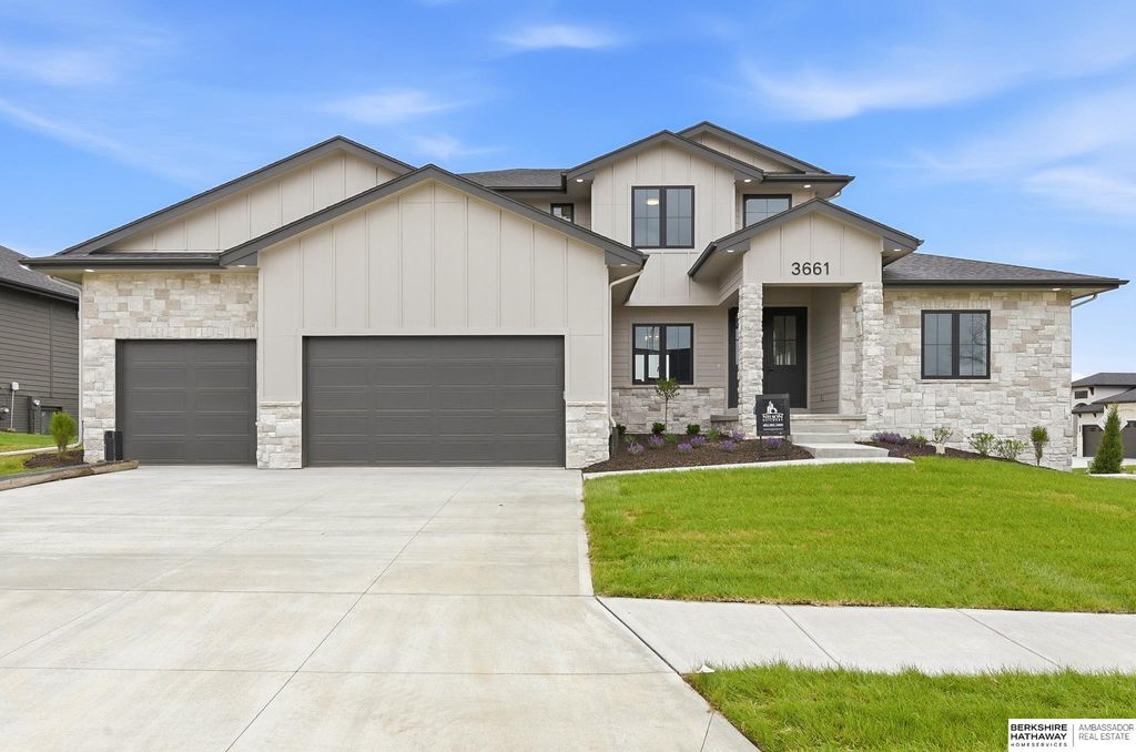 3661 S 219th Street, Omaha, NE 68022