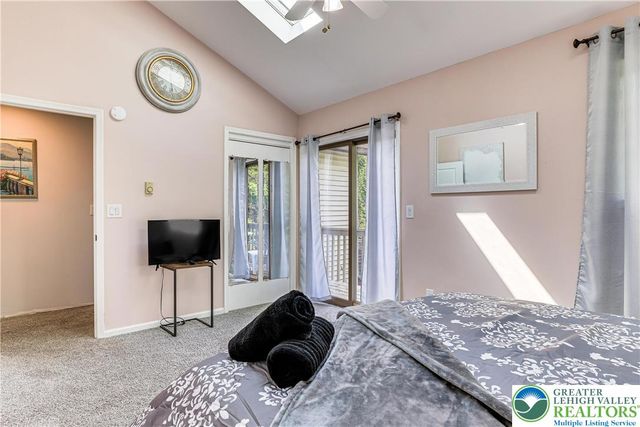 7901 Sleepy Hollow Drive, Coolbaugh Twp, PA 18466