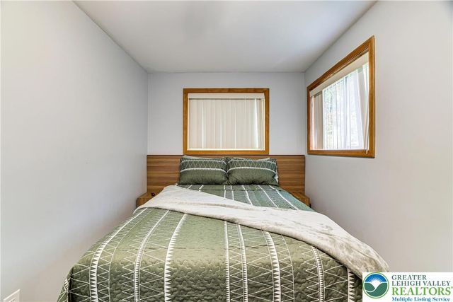 7901 Sleepy Hollow Drive, Coolbaugh Twp, PA 18466