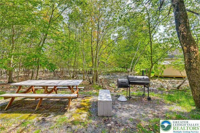 7901 Sleepy Hollow Drive, Coolbaugh Twp, PA 18466