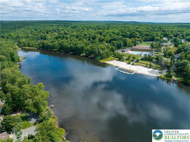 7901 Sleepy Hollow Drive, Coolbaugh Twp, PA 18466