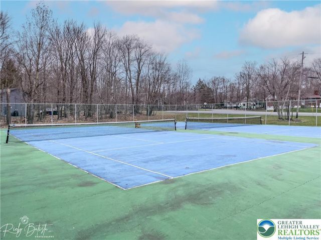 7901 Sleepy Hollow Drive, Coolbaugh Twp, PA 18466