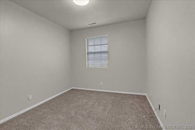 201 SE 7th Street, Pryor, OK 74361