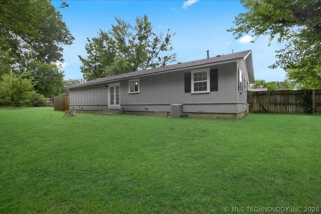 201 SE 7th Street, Pryor, OK 74361