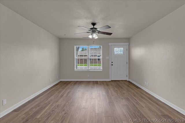 201 SE 7th Street, Pryor, OK 74361