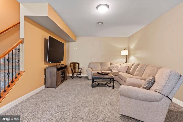 5103 MAPLE LEAF CT, Mechanicsburg, PA 17055