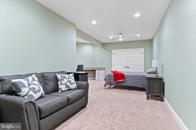 5103 MAPLE LEAF CT, Mechanicsburg, PA 17055