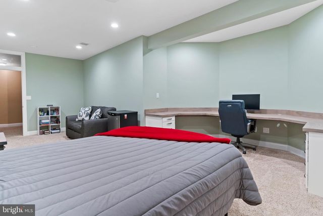 5103 MAPLE LEAF CT, Mechanicsburg, PA 17055