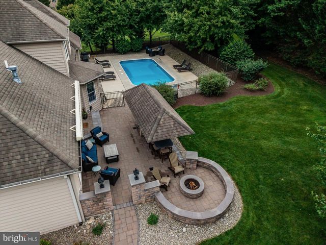 5103 MAPLE LEAF CT, Mechanicsburg, PA 17055