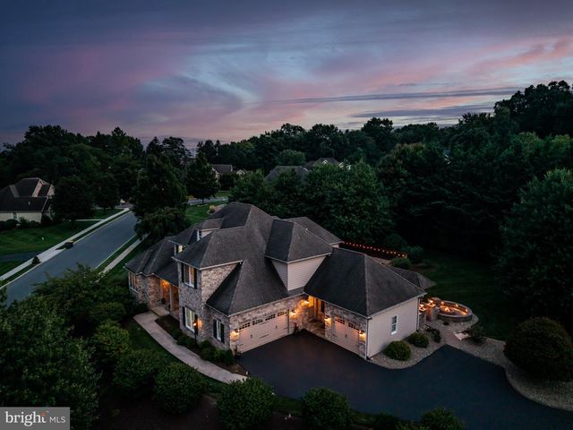 5103 MAPLE LEAF CT, Mechanicsburg, PA 17055